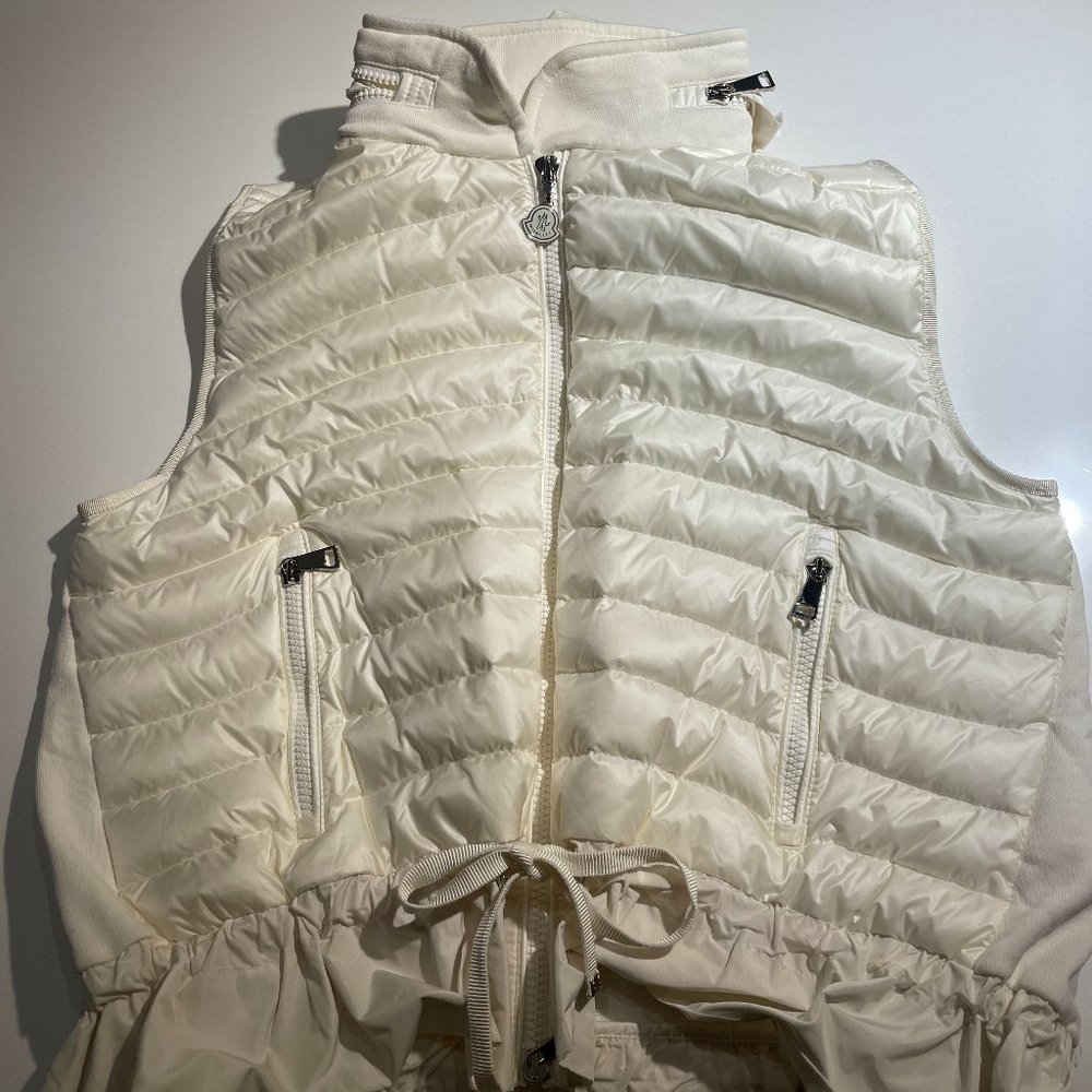 Authentic Moncler White Down Panel Vest - Picture 8 of 14
